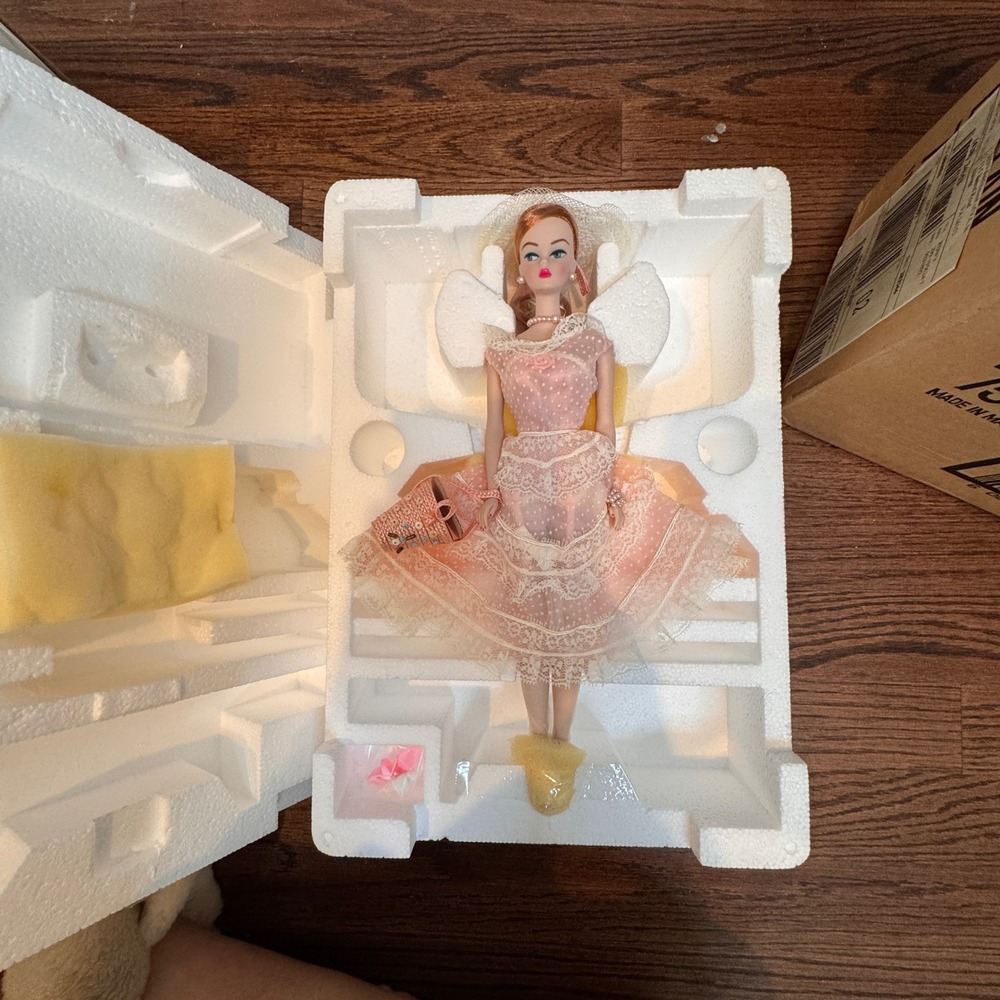 Plantation Belle Barbie 1964 Porcelain Treasures Collection Limited Edition NRFB